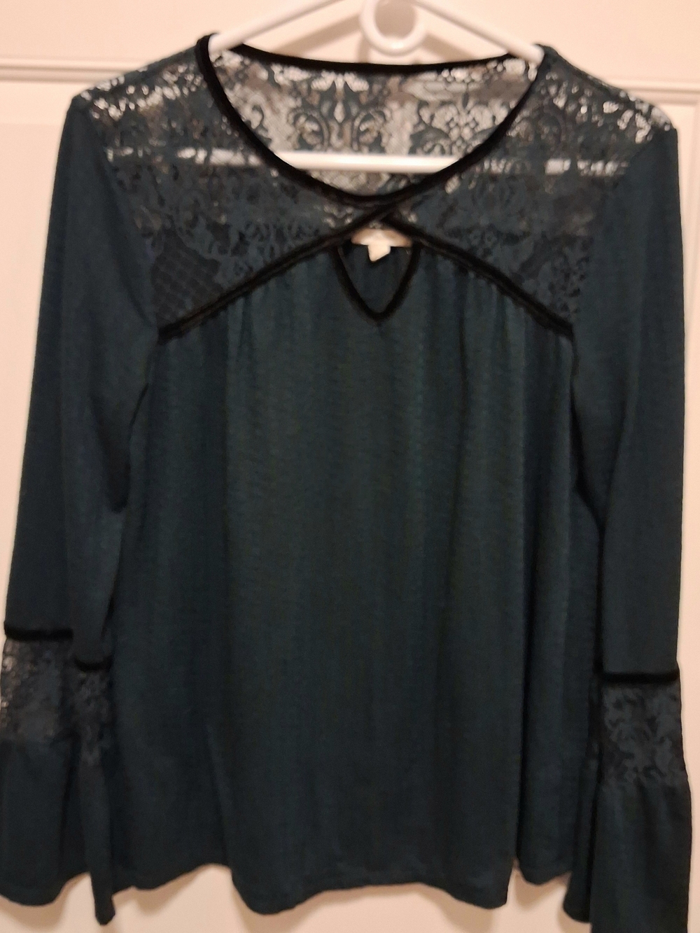 Maurices Dark Blue Lace Yoke Long-Sleeve Bell Sleeve Top Sz M